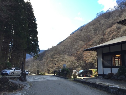 2015-12-05-11-24-13