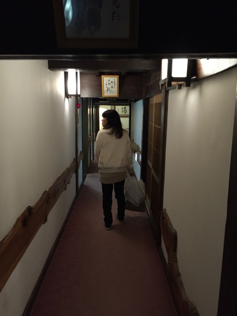 2015-12-05-11-31-17