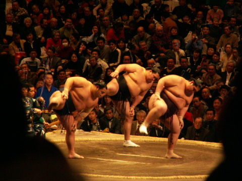 sumo07_01_25